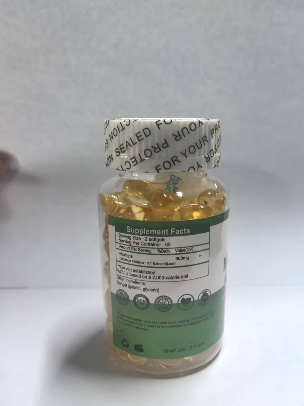 Organic Moringa Oleifera Softgels R283389