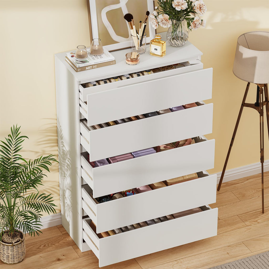 White 5 Drawer Dresser C9935