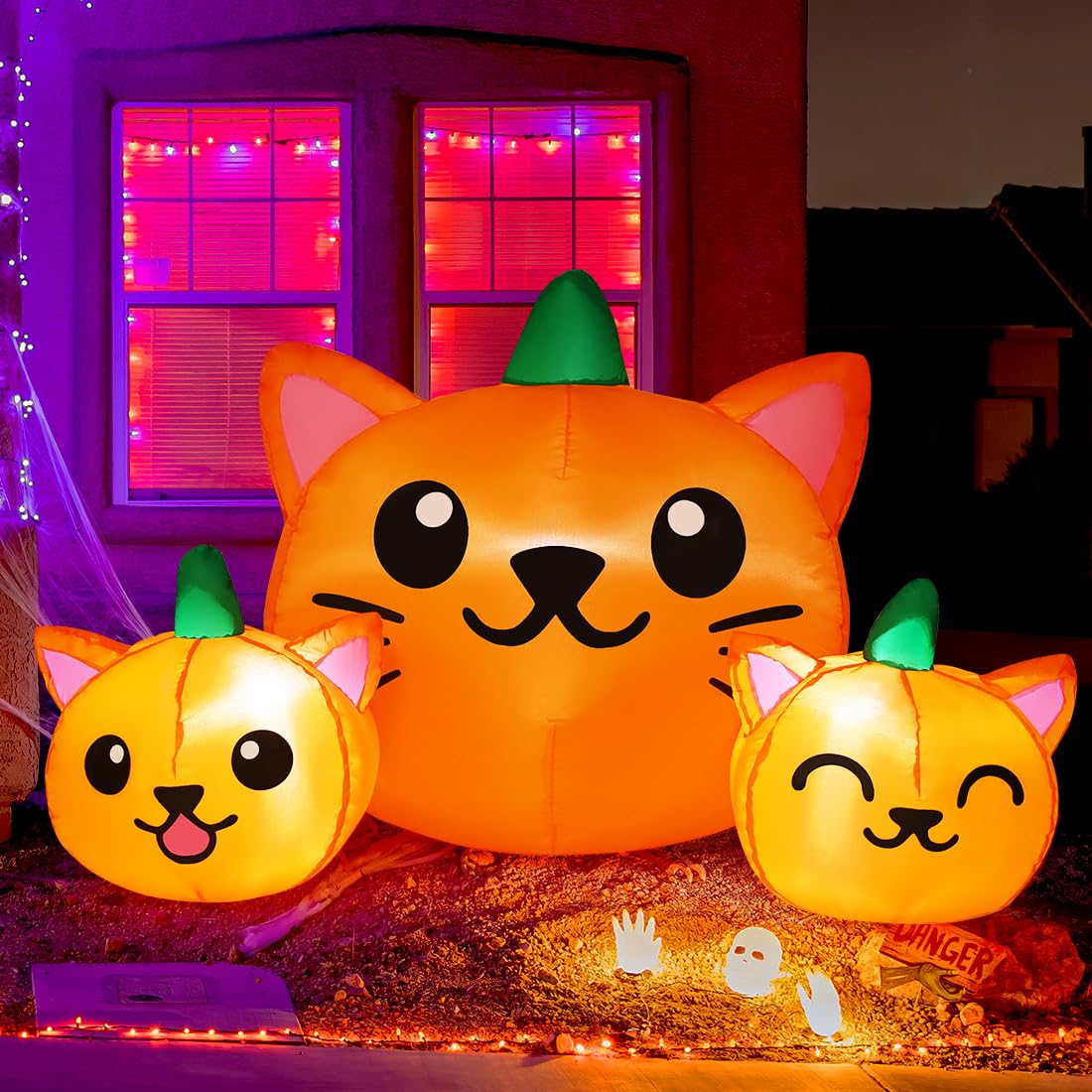 5FT Inflatable Three Pumpkin Cat Head with Built-in LEDs K982703