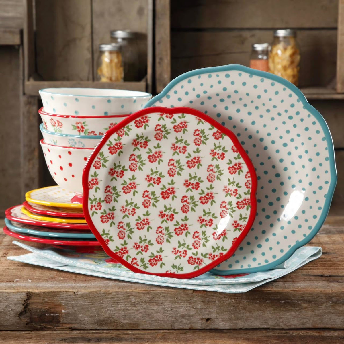 12-Piece Dinnerware Set V398221